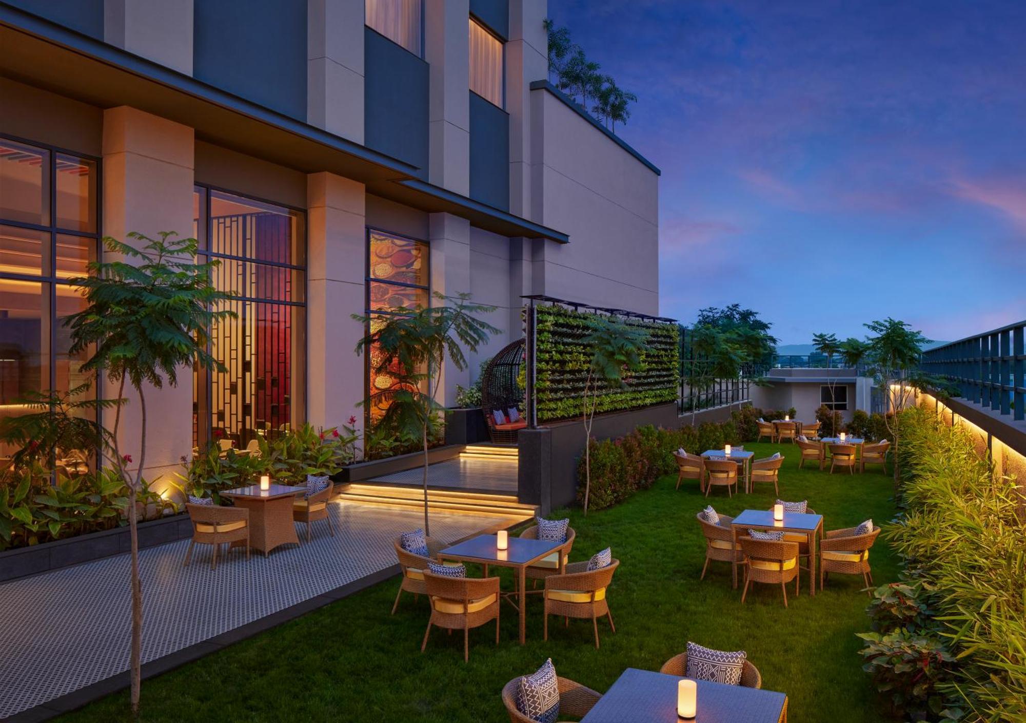 Hyatt Place Aurangabad Airport Extérieur photo